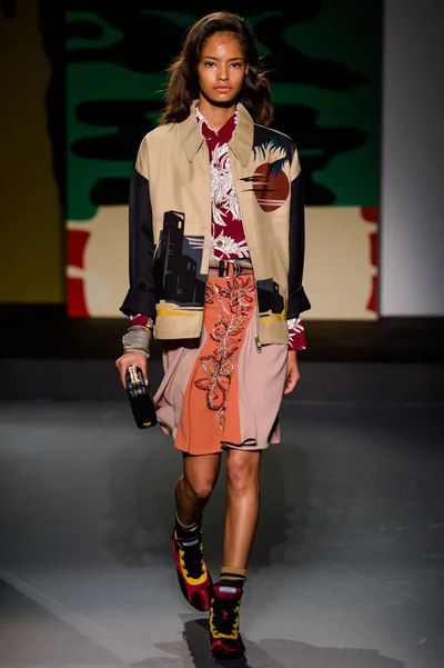 Look 37